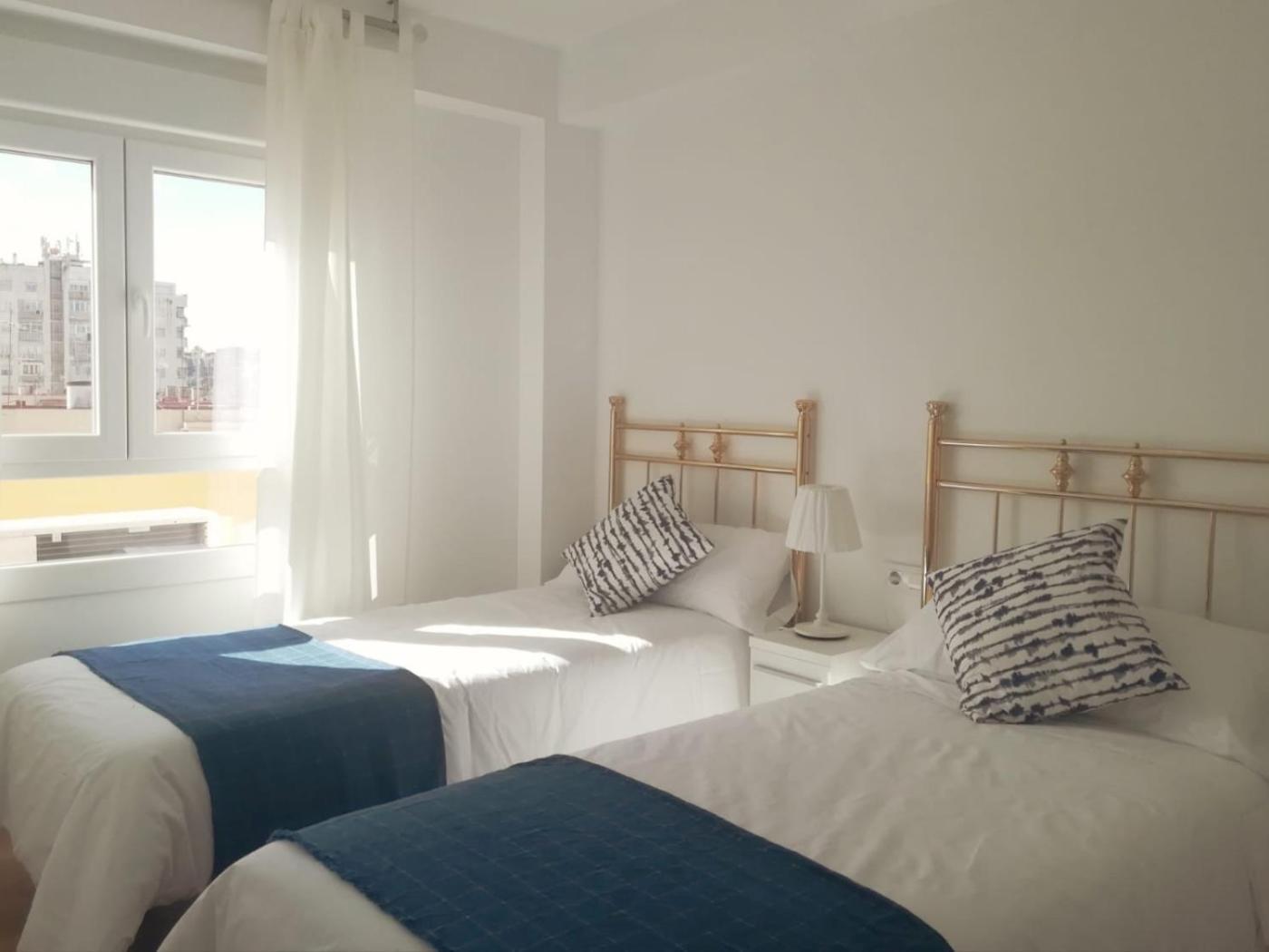 La Luz De Triana Apartamento 3 Dormitorios Sevilla Bagian luar foto